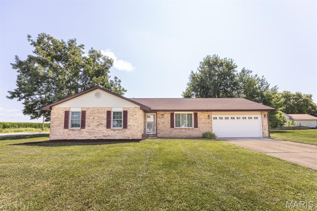 Photo of 2186 Nathan Avenue Mascoutah IL 62258
