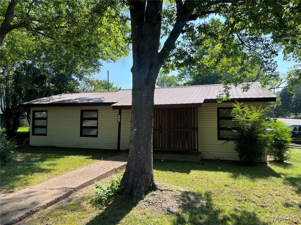 Photo of 500 Lafayette Street Doniphan MO 63935