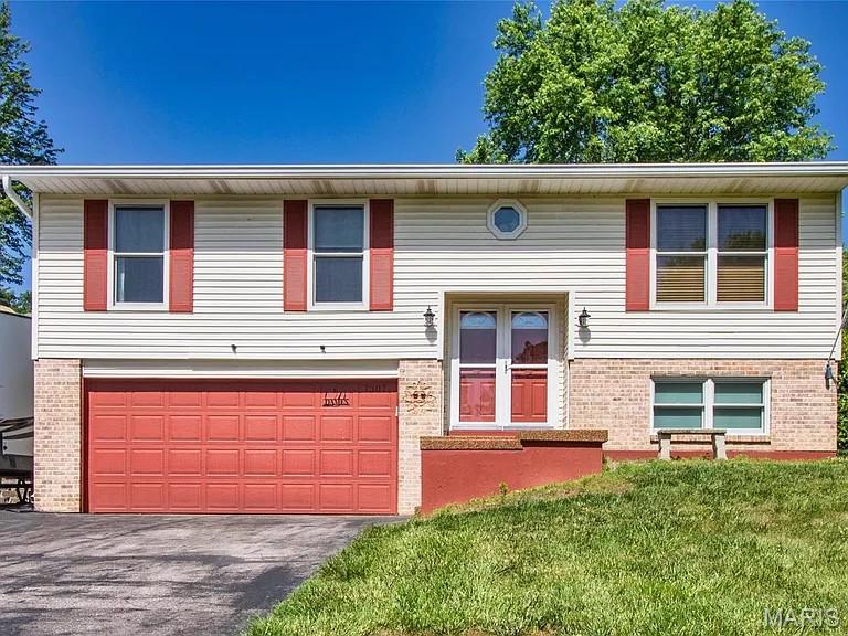 Photo of 7307 Tarawood Drive Cedar Hill MO 63016