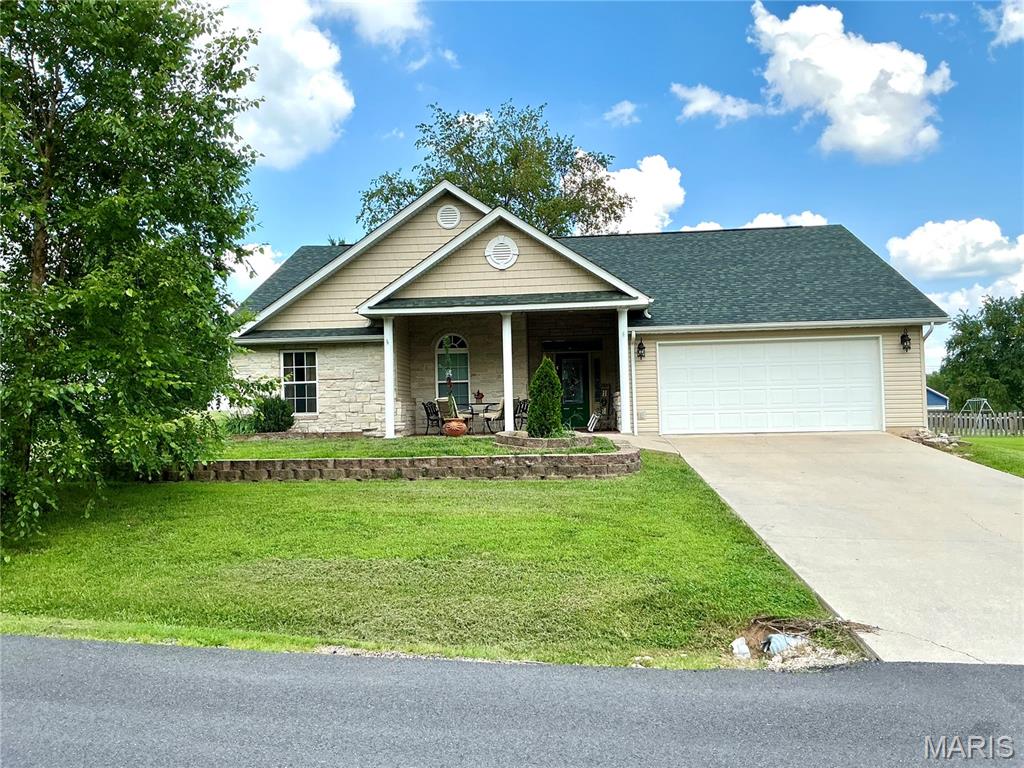 Photo of 10180 Summerfield Drive Rolla MO 65401