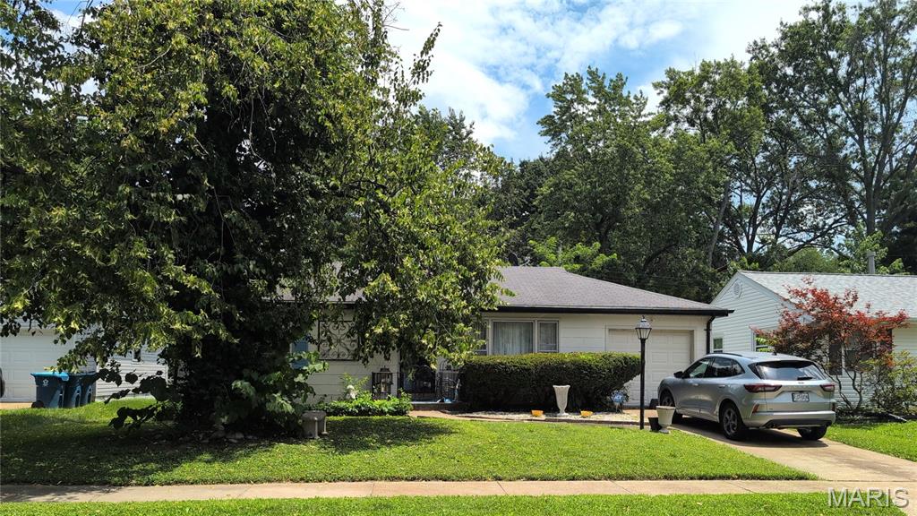Photo of 25 Godfrey Lane Ferguson MO 63135