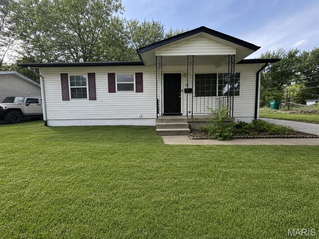 Photo of 121 Saint Dorothy Drive Cahokia IL 62206