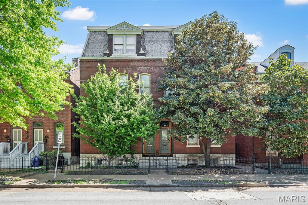 Photo of 1420 Dolman Street St Louis MO 63104