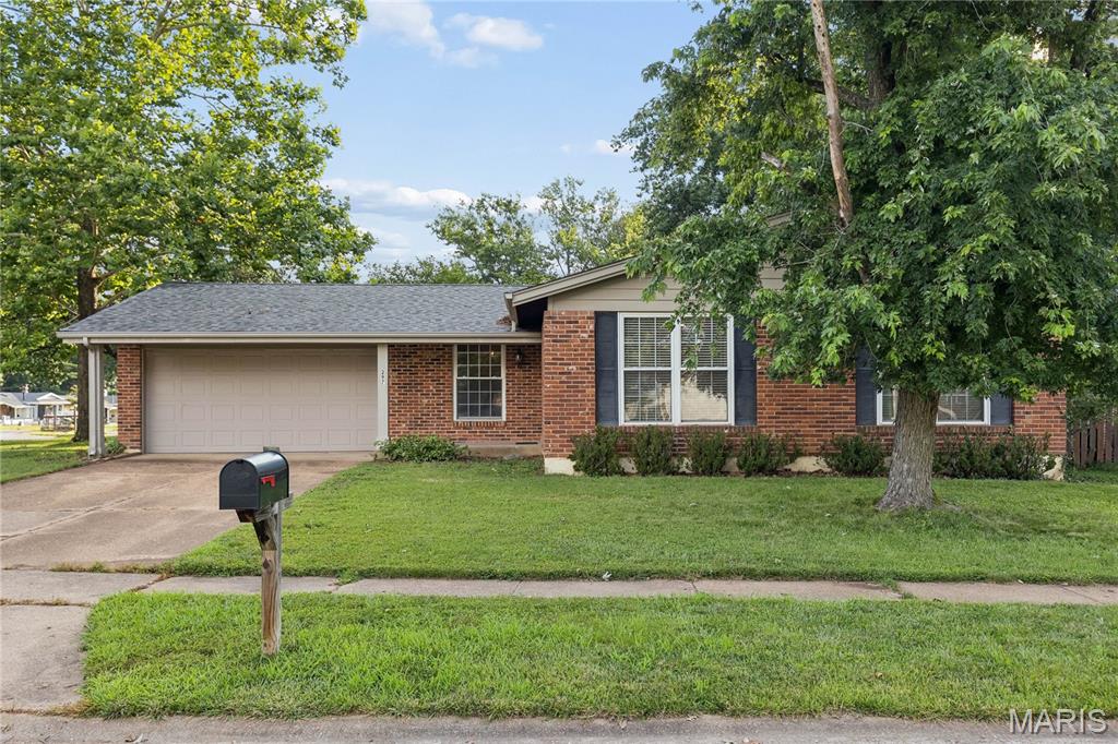 Photo of 297 Village Mead Drive Ballwin MO 63021