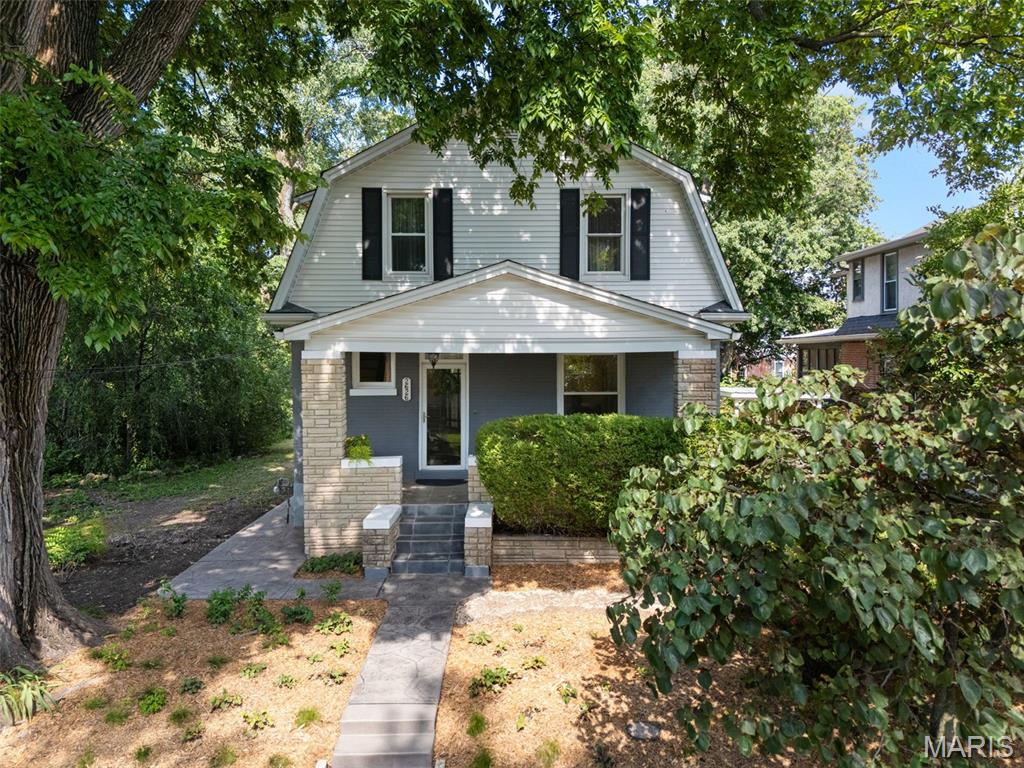 Photo of 2626 Margarette Avenue Maplewood MO 63143