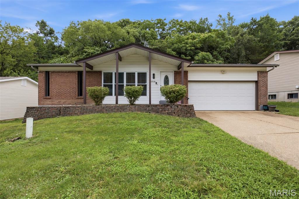 Photo of 5018 Country Valley Drive Imperial MO 63052