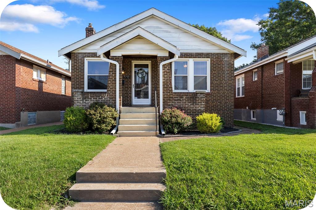 Photo of 5733 Finkman Street St Louis MO 63109