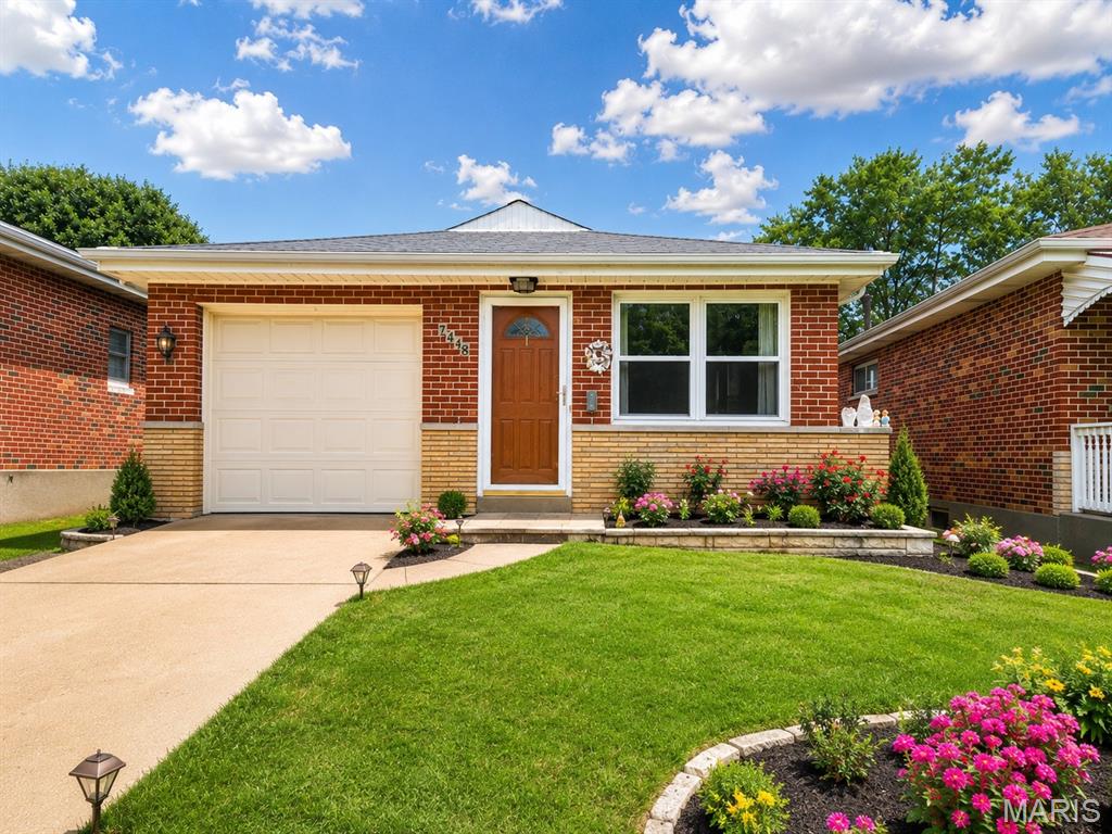Photo of 7448 Morganford Road St Louis MO 63116