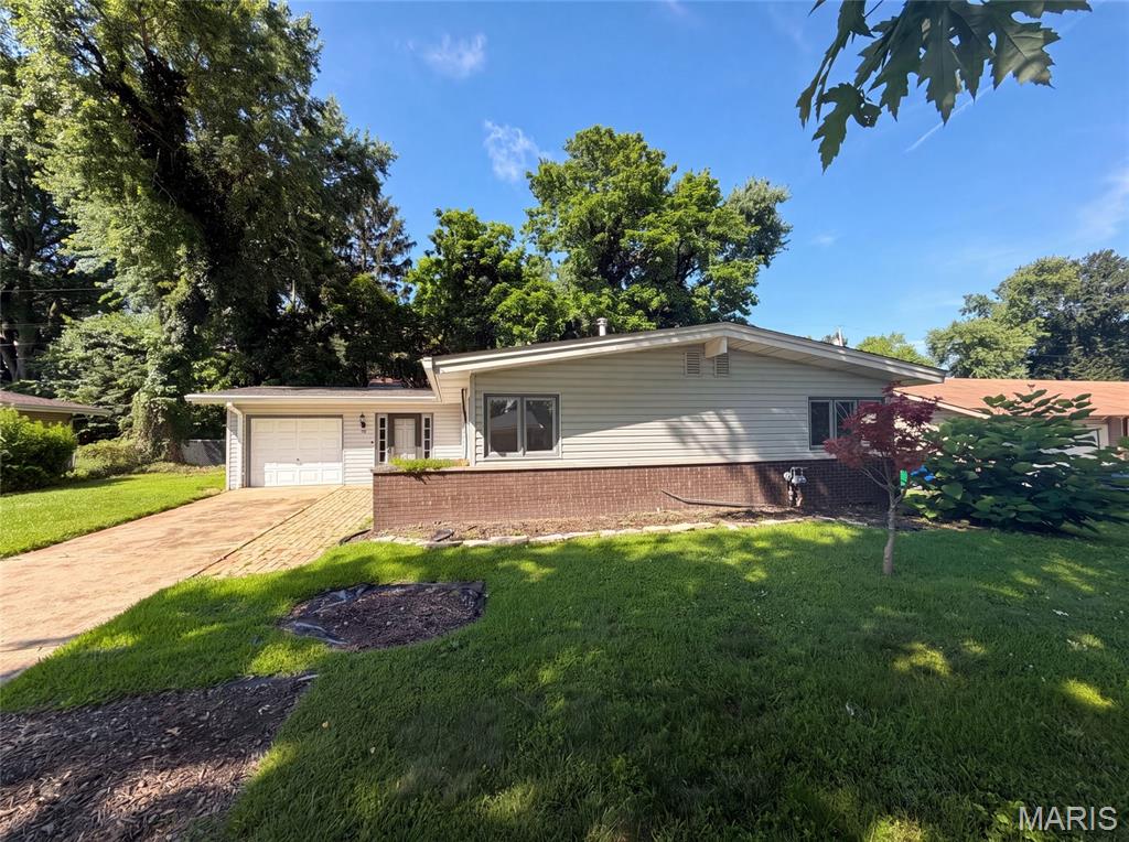 Photo of 30 Graeler Drive St Louis MO 63146