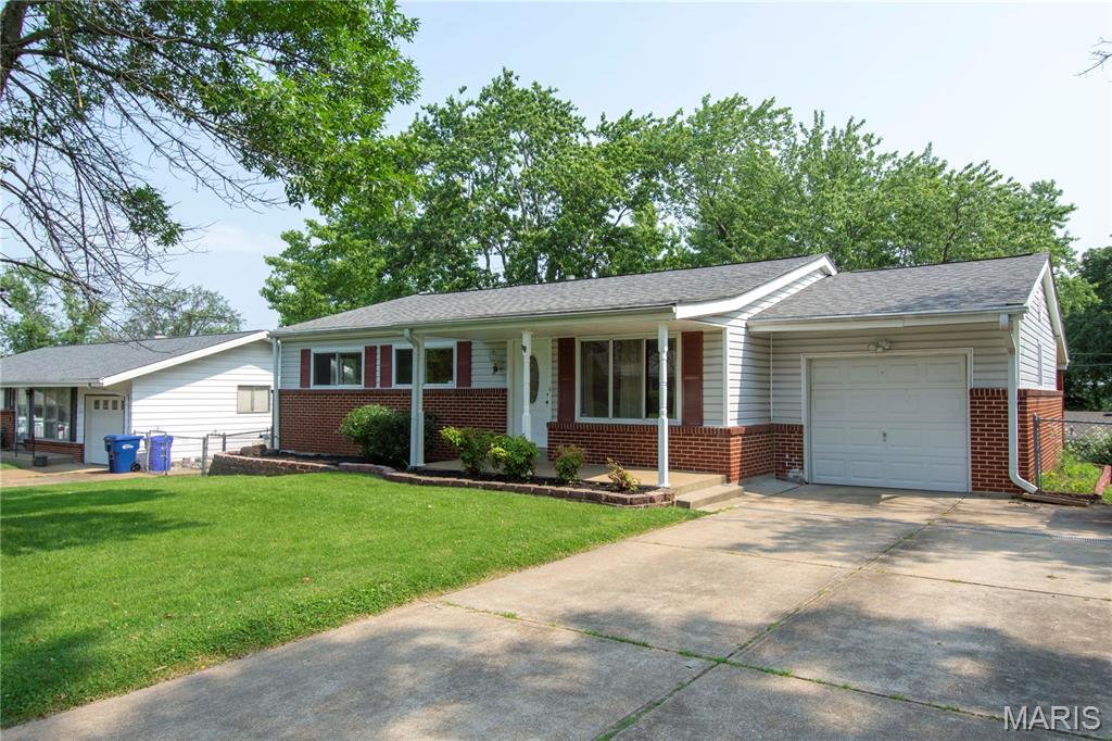 Photo of 4001 High Aire St Louis MO 63125