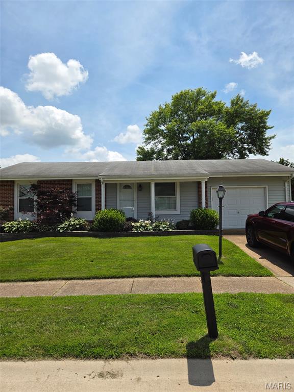 Photo of 2210 Penncross Court Fenton MO 63026