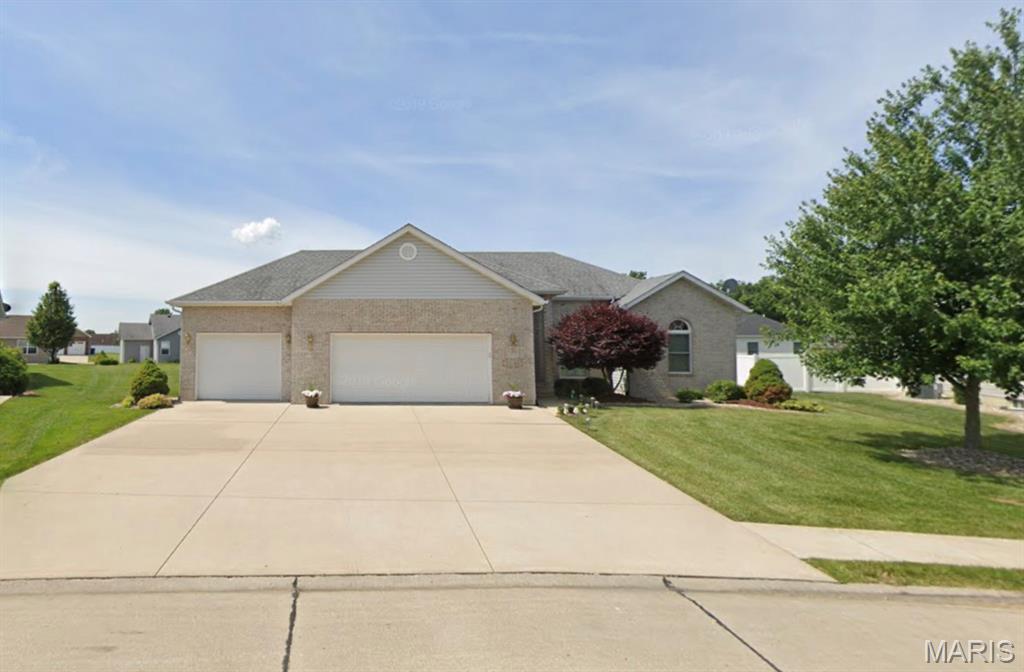Photo of 26 Woodcrest Drive Bethalto IL 62010