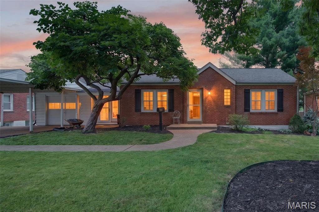 Photo of 649 Rochester Drive Mehlville MO 63125