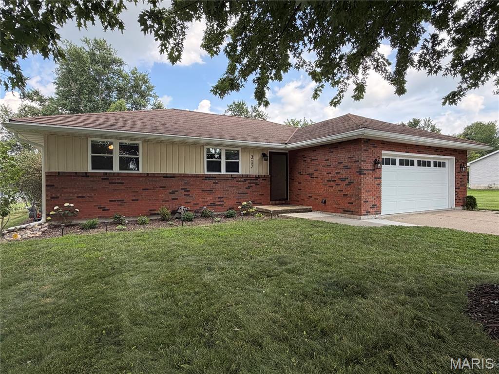 Photo of 217 Westview Street Palmyra MO 63461