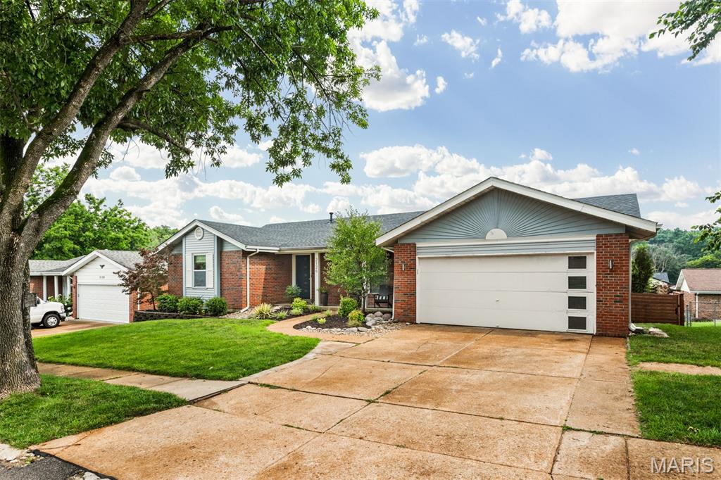 Photo of 2126 England Town Road Oakville MO 63129