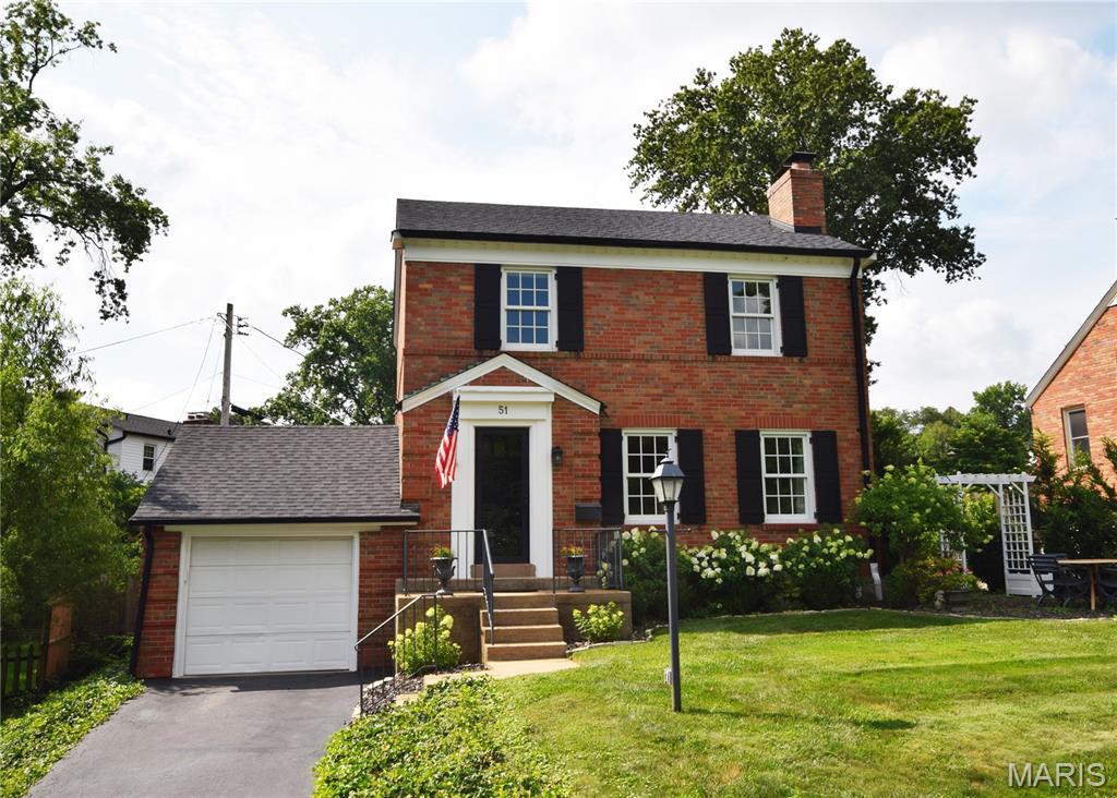 Photo of 51 Webster Acres Webster Groves MO 63119