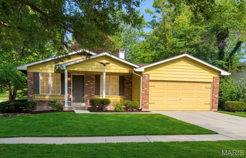 Photo of 1053 Pinecone Trail Florissant MO 63031