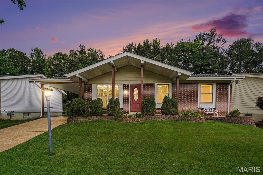 Photo of 1310 Fenton Hills Road Fenton MO 63026
