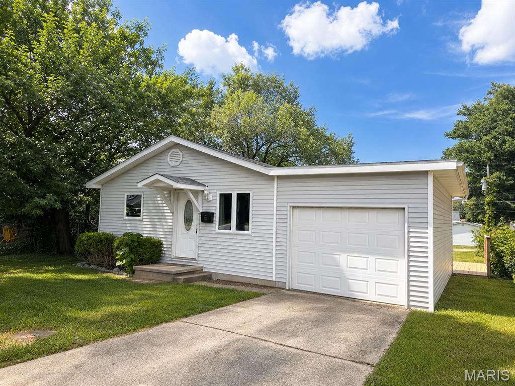 Photo of 221 Watson Road Sullivan MO 63080