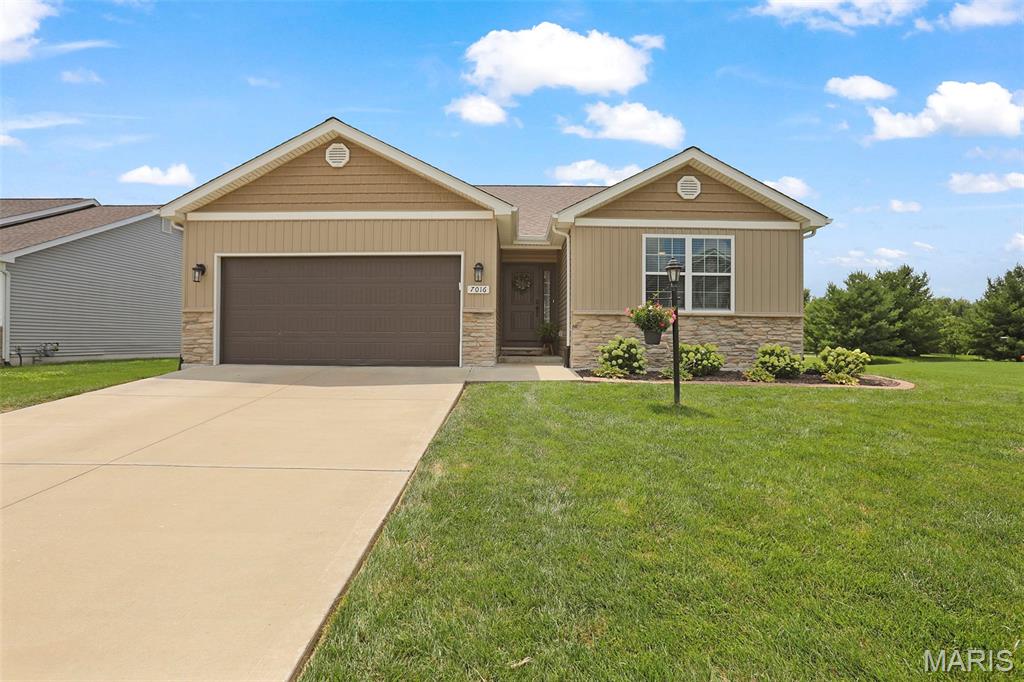 Photo of 7016 Augusta Drive Glen Carbon IL 62034