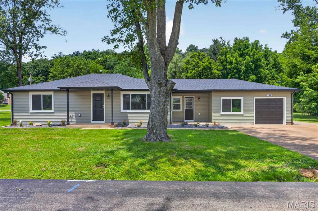 Photo of 1381 Pleasant Drive Arnold MO 63010