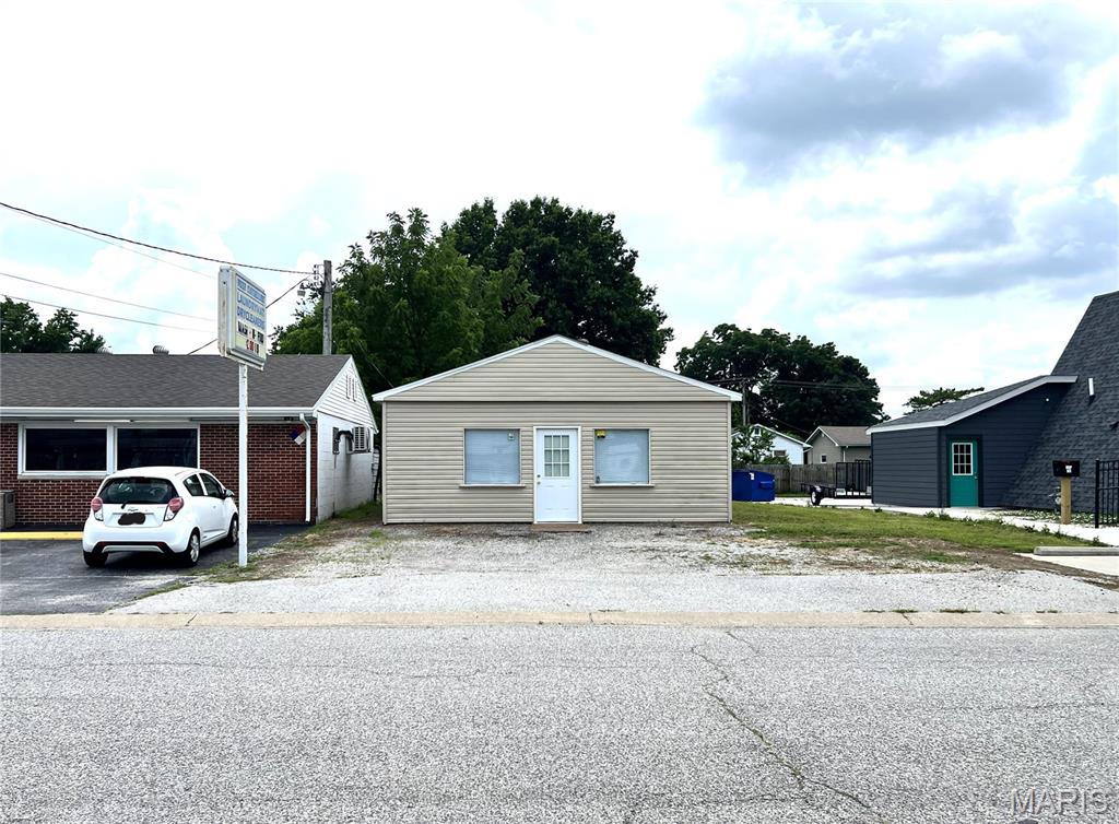 Photo of 122 W Bethalto Boulevard Bethalto IL 62010