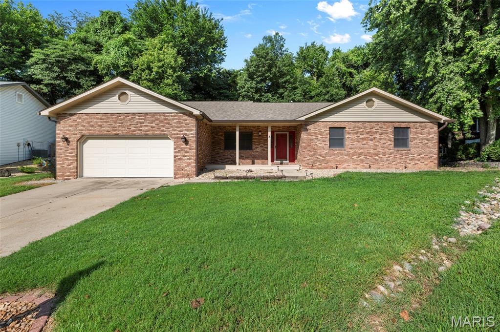 Photo of 8 Oak Leaf Circle Collinsville IL 62234
