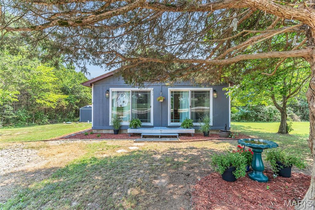 Photo of 211 Blueberry Drive De Soto MO 63020