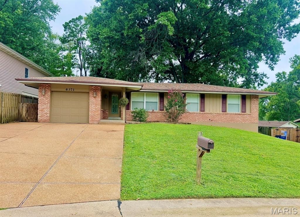 Photo of 6371 Treeridge Trail St Louis MO 63129