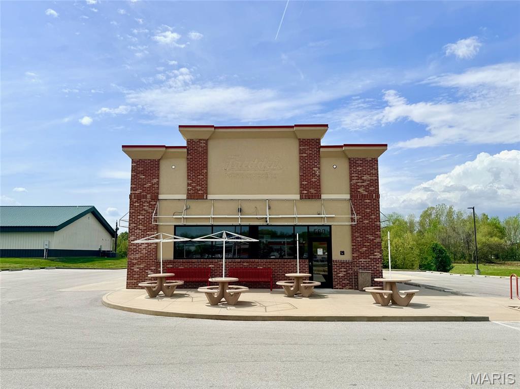 Photo of 500 N Giant City Road Carbondale IL 62901