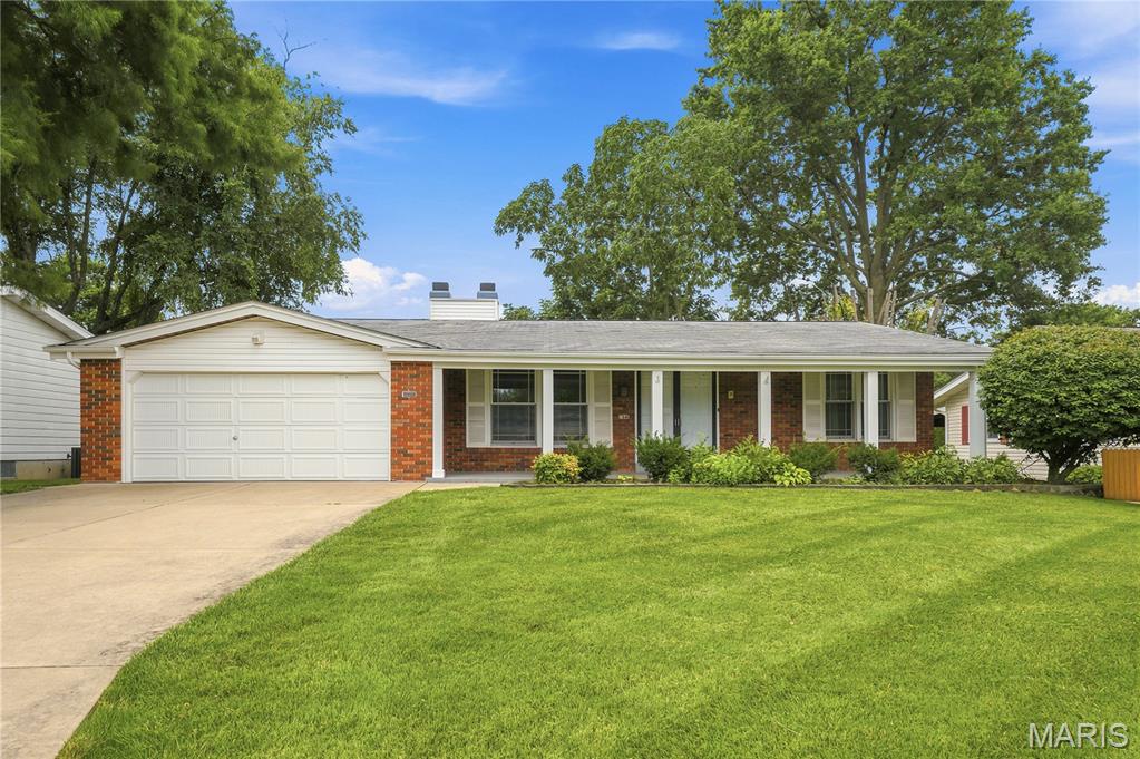 Photo of 7548 Georgetown Drive Hazelwood MO 63042