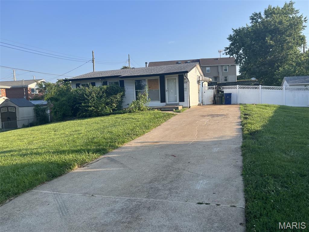 Photo of 3634 Poepping Street St Louis MO 63125