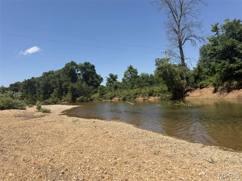 Photo of 127 Huzzah Creek Road Steelville MO 65565