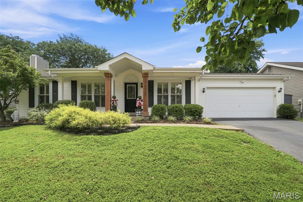 Photo of 16227 Castlerea Boulevard Ellisville MO 63021