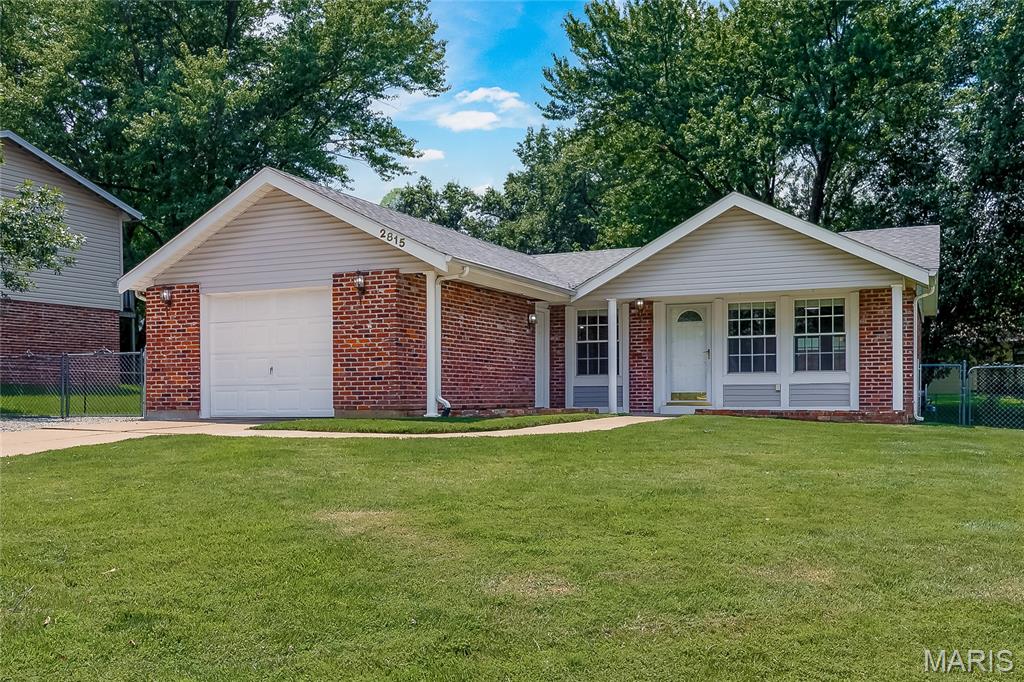 Photo of 2815 Greenleaf Drive St Charles MO 63303