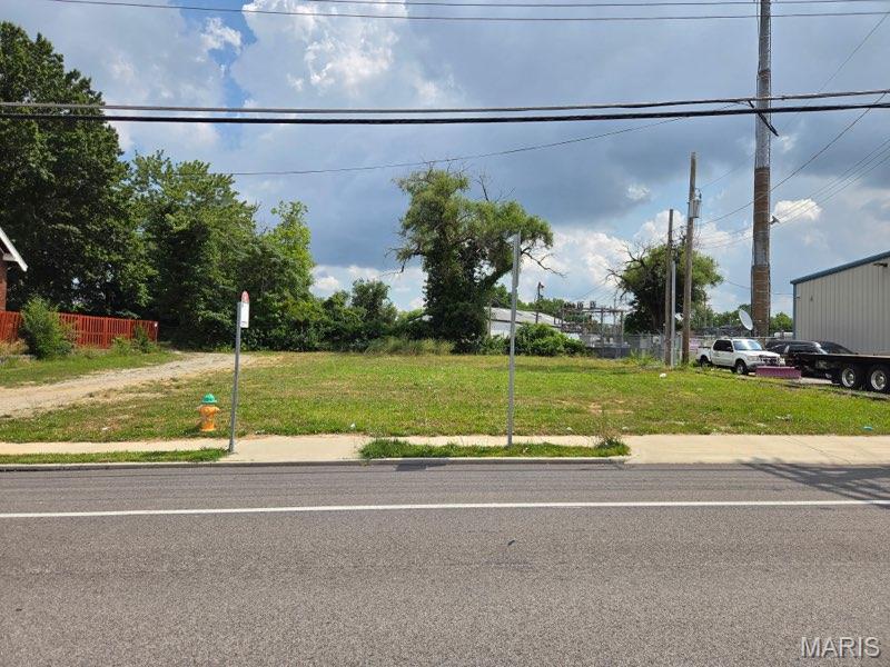 Photo of 8639 Natural Bridge Road Bel Ridge MO 63121