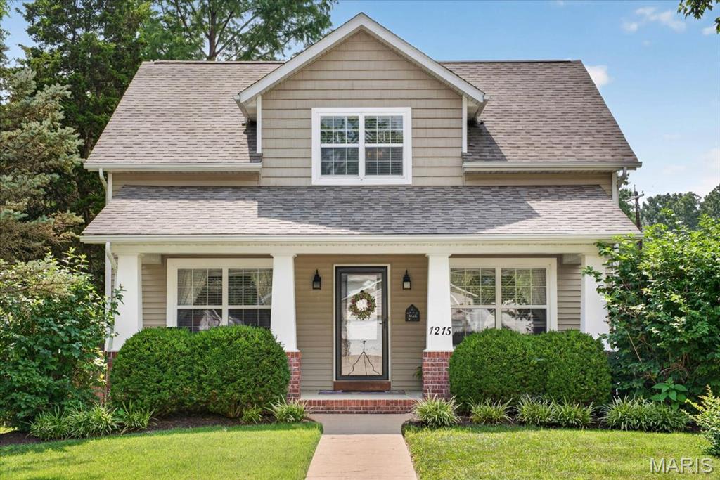 Photo of 1215 Oakland Avenue Edwardsville IL 62025