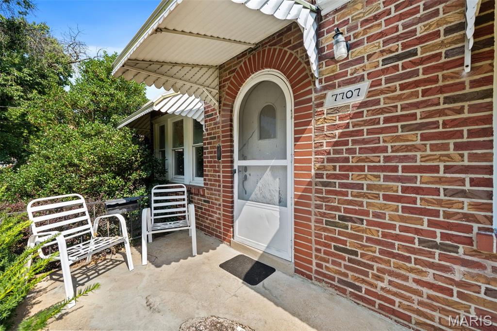Photo of 7707 Murdoch Avenue Shrewsbury MO 63119