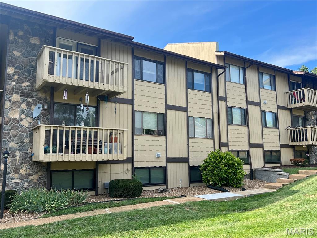 Photo of 80 Lemans Court #80 Lake St Louis MO 63367