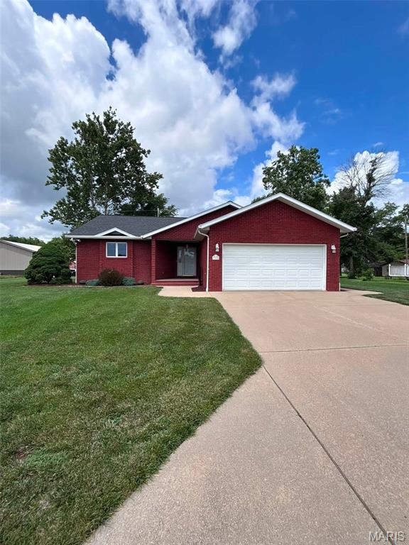 Photo of 725 Lone Oak Street St Libory IL 62282