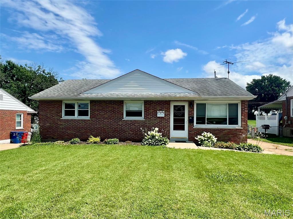 Photo of 10940 Tesson Ferry Road St Louis MO 63123
