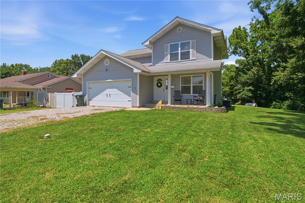 Photo of 619 W Saint Louis Street Columbia IL 62236