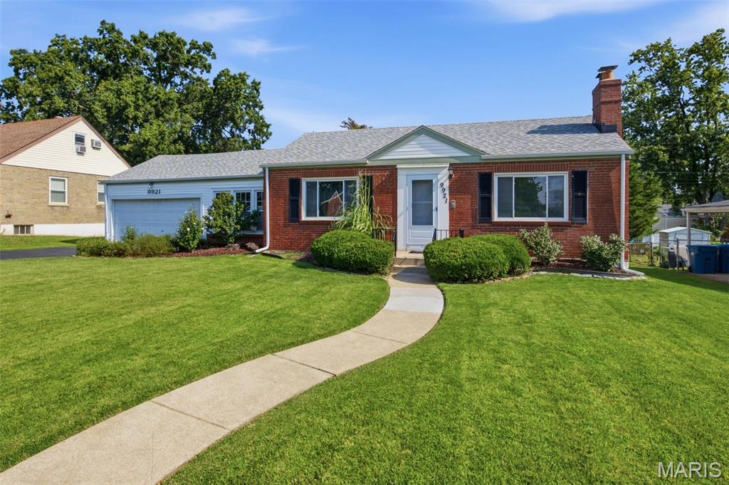 Photo of 9921 Affton Place St Louis MO 63123