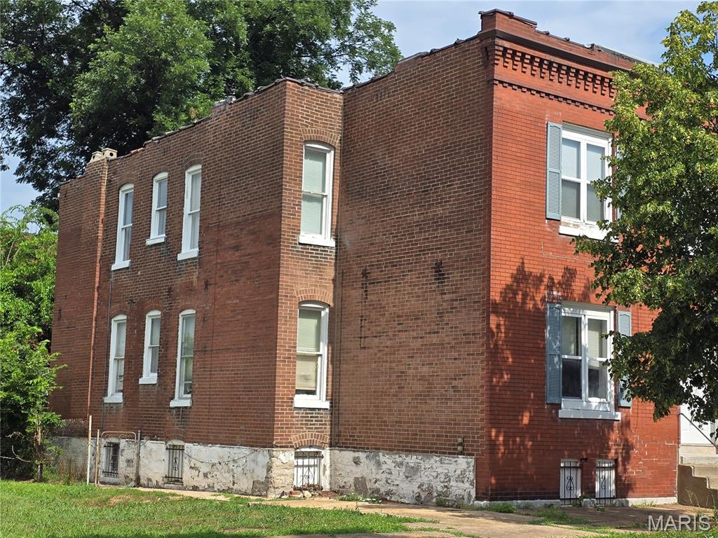 Photo of 4555 S Compton Avenue St Louis MO 63111