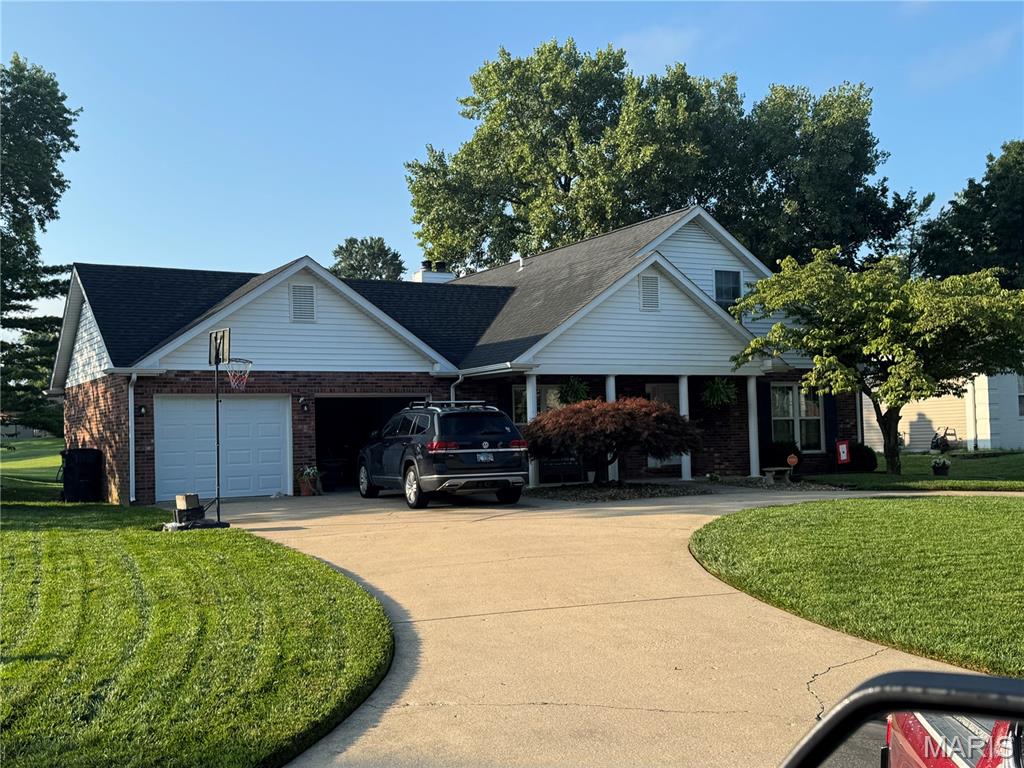 Photo of 40 Pebble Hill Drive Belleville IL 62223