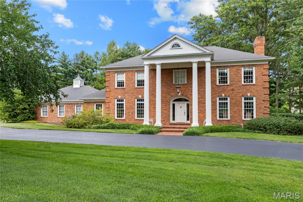 Photo of 48 Muirfield Lane Town and Country MO 63141