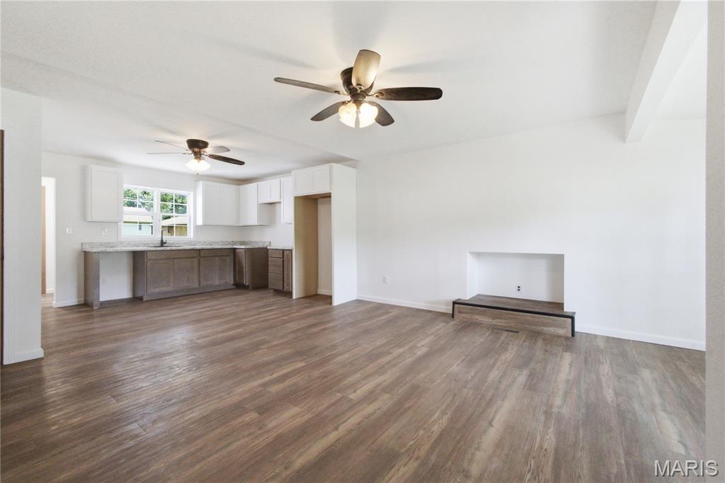 Photo of 705 S Arch Street Jerseyville IL 62052