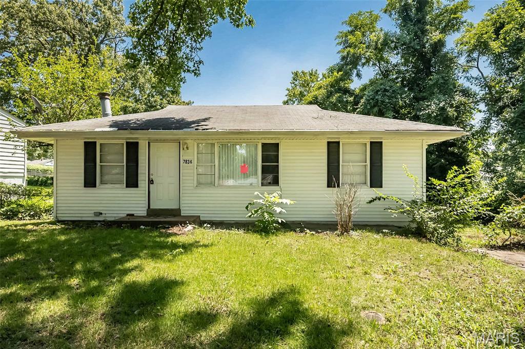 Photo of 7836 Tuxedo Court St Louis MO 63135