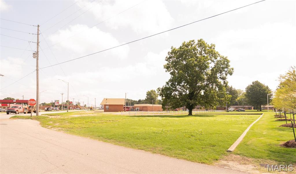 Photo of 304 N E Street Poplar Bluff MO 63901
