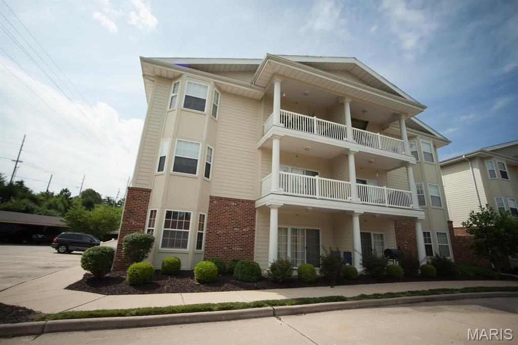 Photo of 121 Saint James St Peters MO 63376